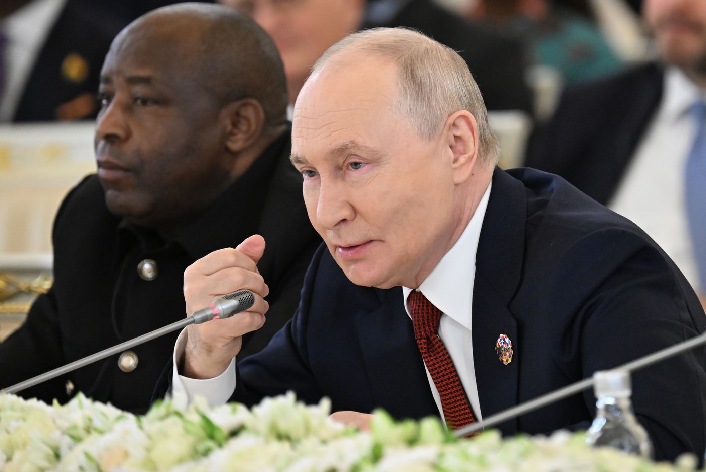 Sommet Russie–Afrique : Poutine annonce 27 milliards de dollars d’échanges commerciaux et des accords militaires avec 45 pays